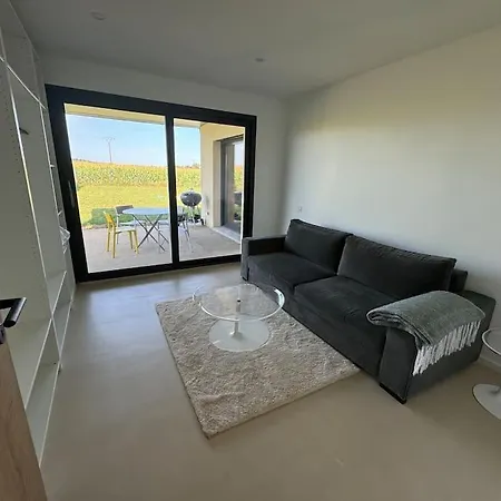 Vila Magnifique 4 Avec Piscine